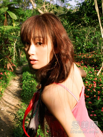 �Ծ����ȱ���ϣ �ձ�����������Ů��