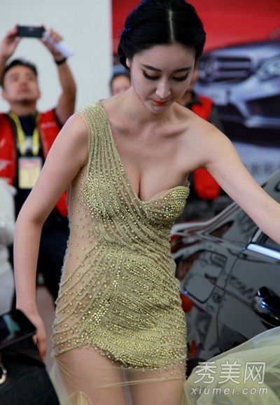 ʪ¶¶��չ����ʯ��βȹ̫����