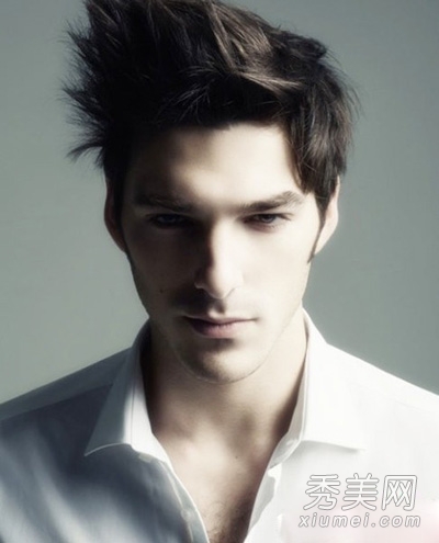 男女全身痣相图解测命运 百试不爽