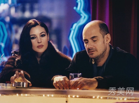 欧美电影之《爱我多深》剧情揭秘