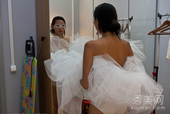曝光裸模拍写真时的详细过程 尺度真大