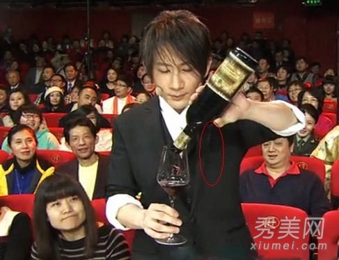 �̵����Ӵ���10�󴩰��Ц��ͷ