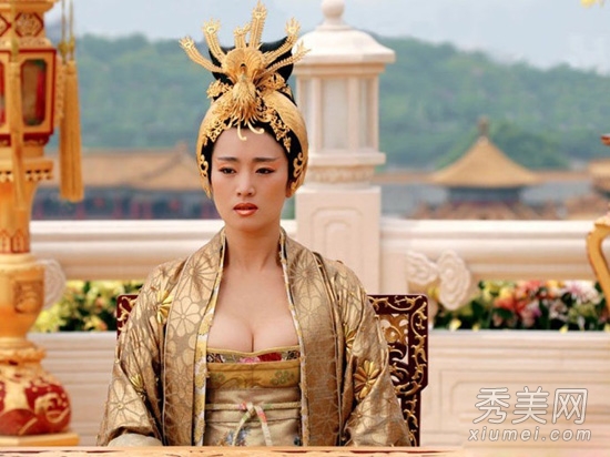 �������ݶ���D�ֱ� 10���������Ů��