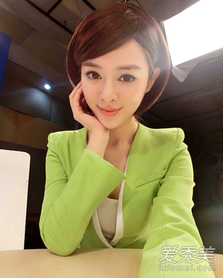 �����ߺ�Ů����Ѧ����˽���ع� �Ը�����