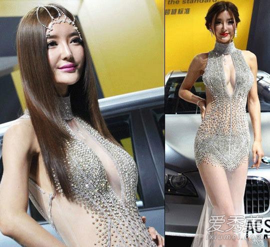 Ů��Ϊ��̺ƴ�ˣ����͸����Vװ��¶����