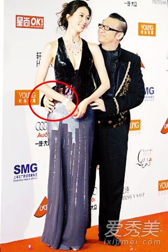 ��������� ��Ϸʱ�������ؿ��͵�Ư��Ů��_���ݱ�����