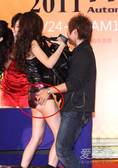 ��������� ��Ϸʱ�������ؿ��͵�Ư��Ů��_���ݱ�����