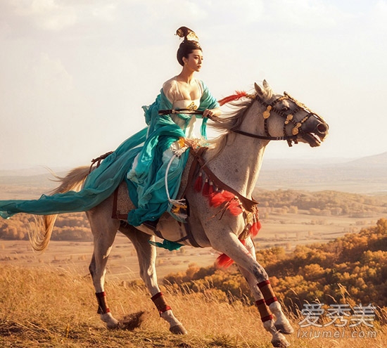 ������������Ϸ �����������������װ