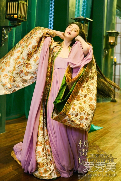 ������������Ϸ �����������������װ