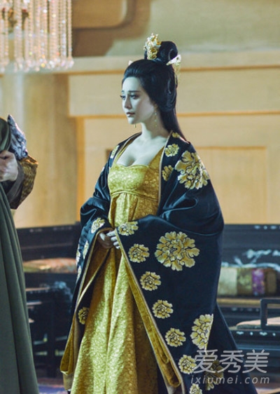 ������������Ϸ �����������������װ