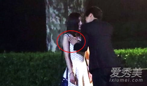 ��������� ��Ϸʱ�������ؿ��͵�Ư��Ů��_���ݱ�����