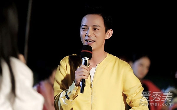 何炅老婆王菁曝光 何炅个人资料成名之路