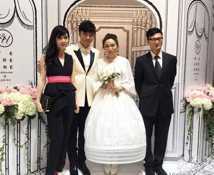 古巨基大婚!姐弟恋21年新娘感动哭成泪人_古巨基老婆