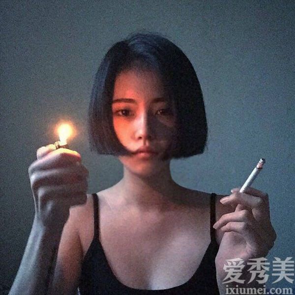 女人在非经期内阴道不规则出血是咋回事?_阴道出血怎么回事