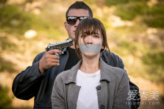 《太阳后裔》第11集预告 宋慧乔遭绑架眼神恐惧_太阳后裔第11集