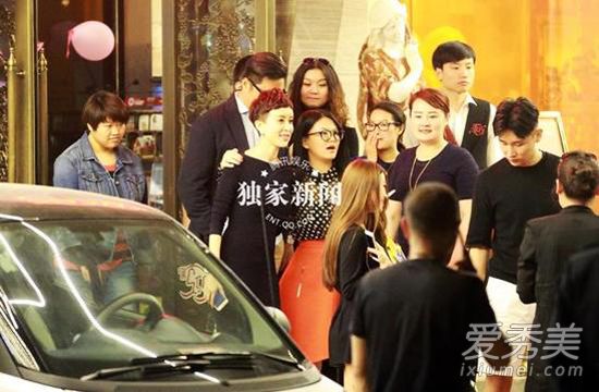 ���������������˰������Ȧ �����ɸ�������С������ʷ_������С��