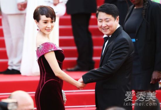 ���������������˰������Ȧ �����ɸ�������С������ʷ_������С��