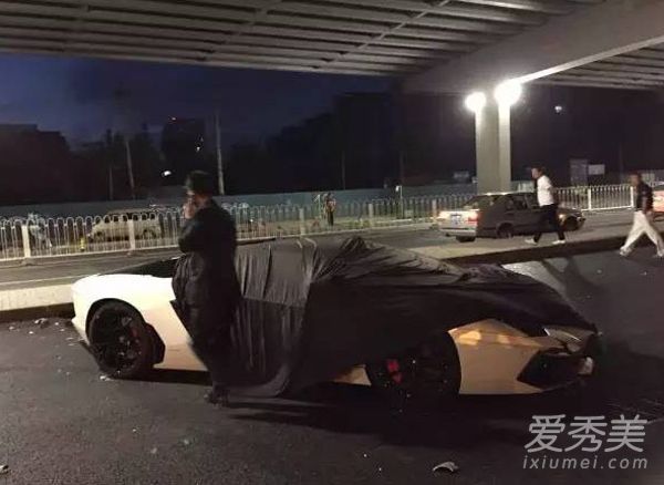 李易峰出车祸严重吗?李易峰为什么会出车祸_李易峰车祸图片
