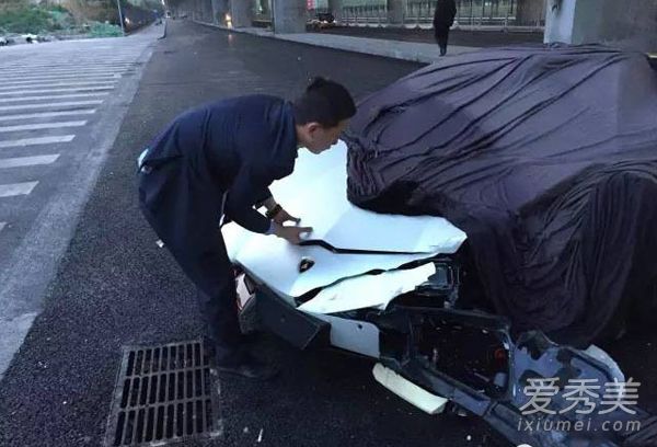 李易峰出车祸严重吗?李易峰为什么会出车祸_李易峰车祸图片