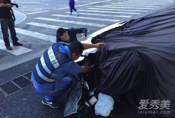 李易峰出车祸严重吗?李易峰为什么会出车祸_李易峰车祸图片