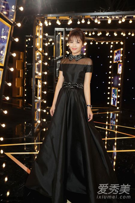 ��������ӱ١��� ��ӥ���ӽ�Ů�Ƕ���_2016��ӥ�ڰ佱��