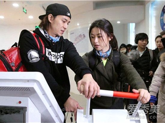 �³���Ů����˭���³���Ϊʲô�μӻƽ�������_�³��Ӹ�������