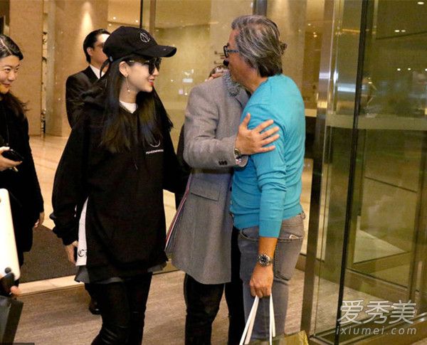 Angelababyͦ�߸����ж����� ������������_Angelababy�����