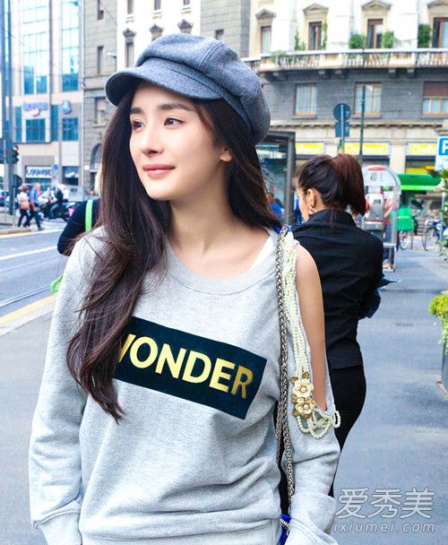 杨幂脚臭是真的吗?杨幂脚臭是怎么传出来的?_杨幂人品