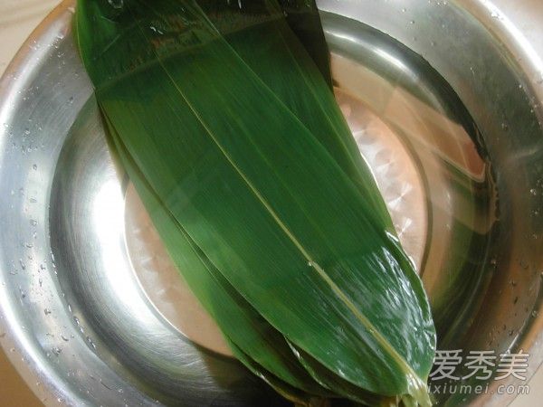 新鲜粽叶怎么处理 新鲜粽叶怎么包粽子