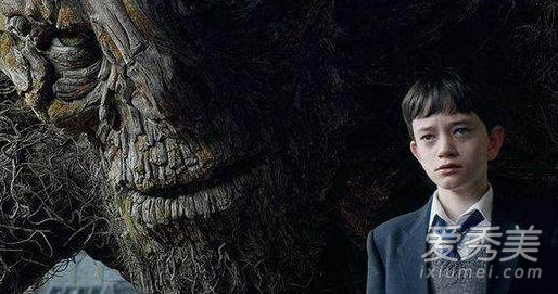 �������������в��ŵĺڰ׵�Ӱ���ֽ�ʲô