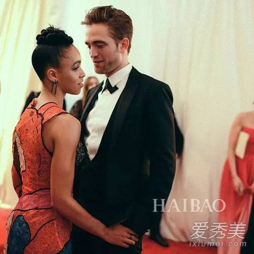 暮光之城男主角现女友,暮光之城男主角结婚了