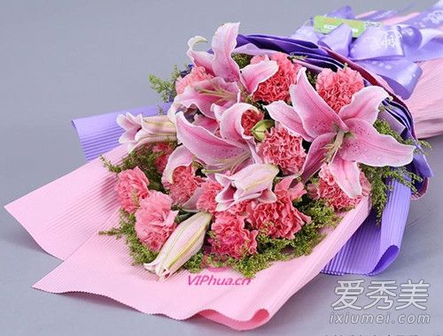 2017教师节送老师什么花比较好 教师节送老师花送多少朵