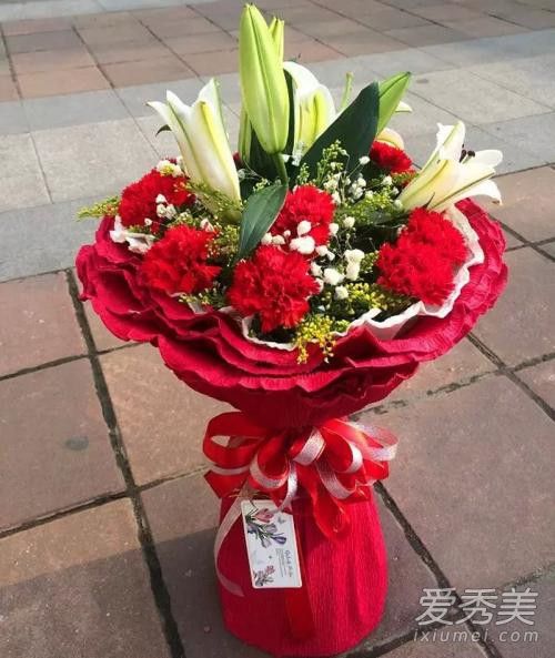 2017教师节送老师什么花比较好 教师节送老师花送多少朵