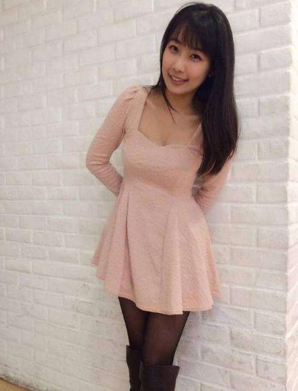 九把刀求婚美女主播 小三周亭羽个人资料微博照片介绍