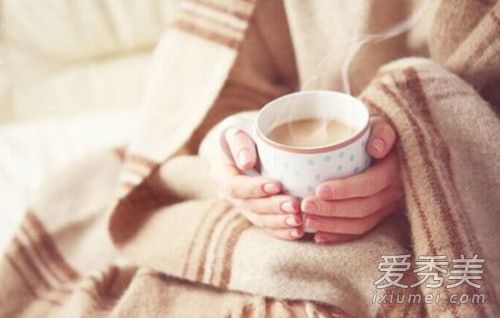 冬天手脚冰凉是怎么回事 冬天手脚冰凉怎么调理