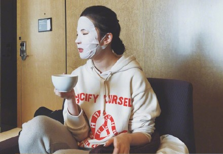 ����Ʒ���Ĥ �������Ĥ��ʲô���ӵ�