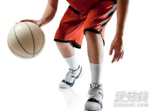 �������������˶��� ������һ��Сʱ���Ķ��ٿ�·��