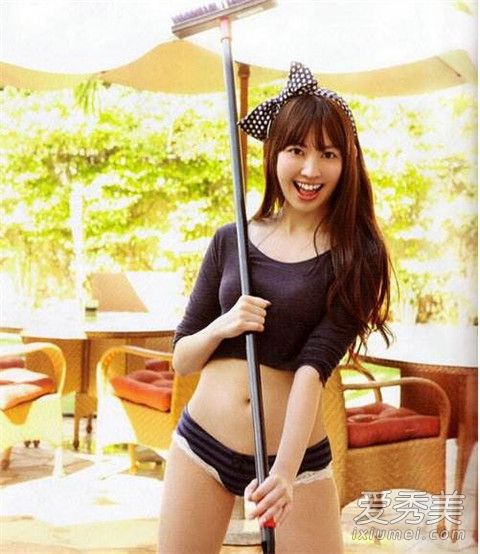 细长直 宅男眼中最强美腿TOP10盘点