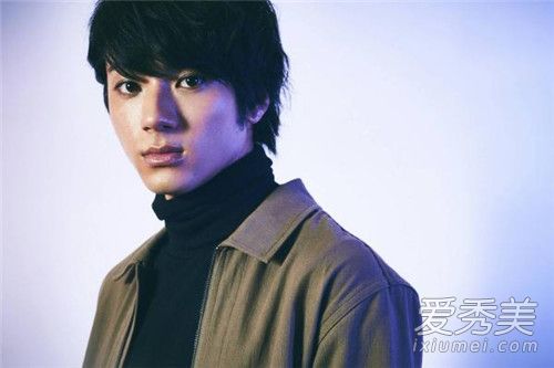 �հ���Щ��������˭ ɽ��ԣ��������Ͻ���