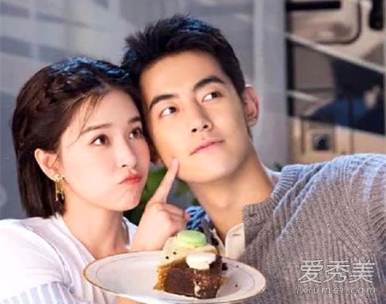 �����ӳ��Ϸ�����ô���� ������Ϊʲô���Ϸ���