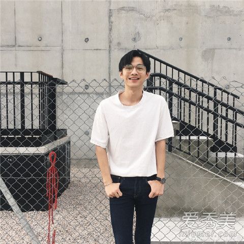 �Ķ����źŰ�˹��΢�� �Ķ����źŰ�˹��ְҵ���ݸ�������