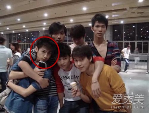 �����������ƻ�ͷ��һֱ���������ݵ���8��ǰ�ͱ��������˧���˺���