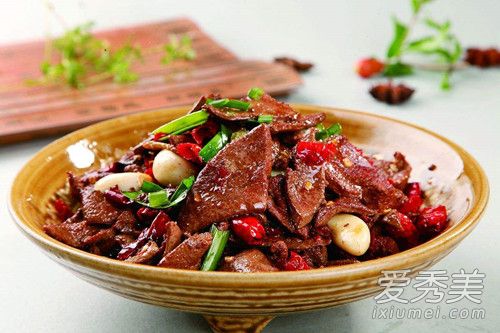 猪肝不能和什么一起吃 猪肝相克的食物有哪些