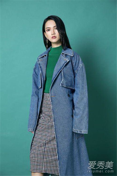 风衣+乐福鞋演绎时髦女人味 回头率200%的4款秋季风衣外套