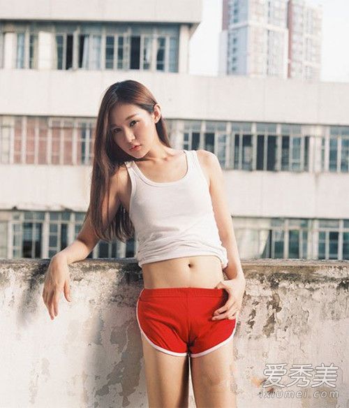 爱上超模汪欣蕾变性前的照片男性样子 汪欣蕾男生的时候照片