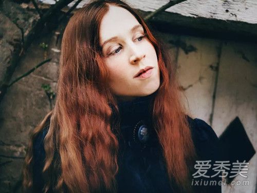 �ռ�����¼������ʲô �ռ�����¼����take me hand���ĸ��