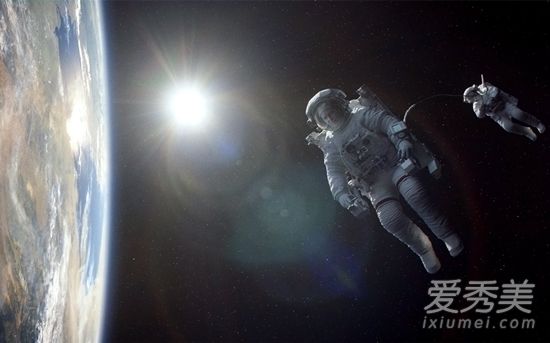 地心引力电影好看吗 地心引力电影剧情解析