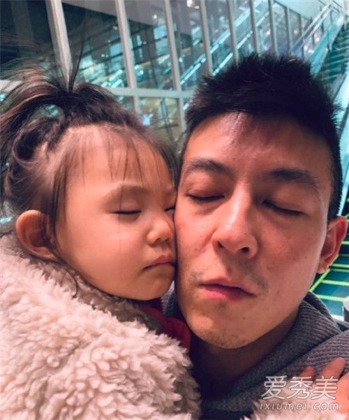 �¹�ϣɹŮ��������ô���� �¹�ϣŮ��������Ƭ