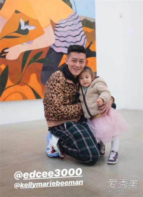 �¹�ϣɹŮ��������ô���� �¹�ϣŮ��������Ƭ