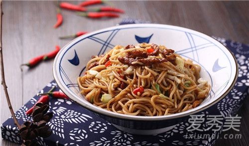 ���׷���ô�� ���׷۵�����